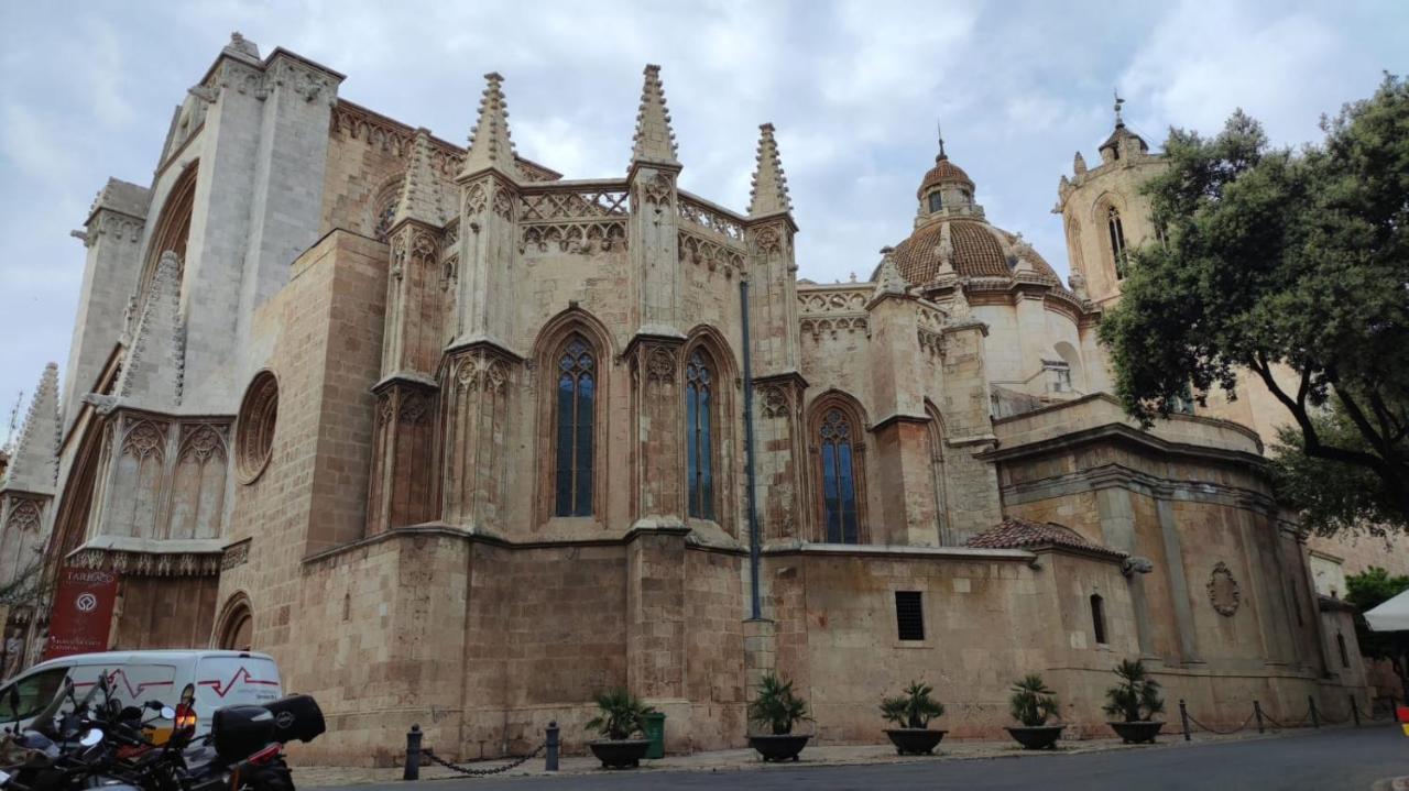 Apartament Picasso Tarragona Buitenkant foto